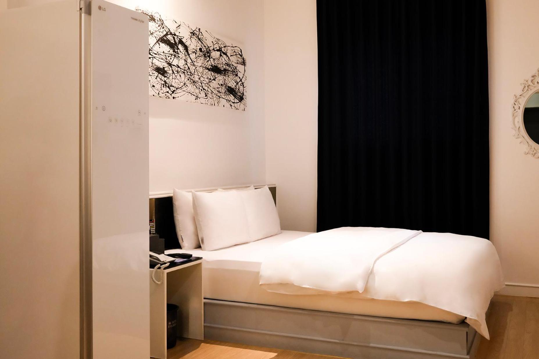 Insomnia Hotel